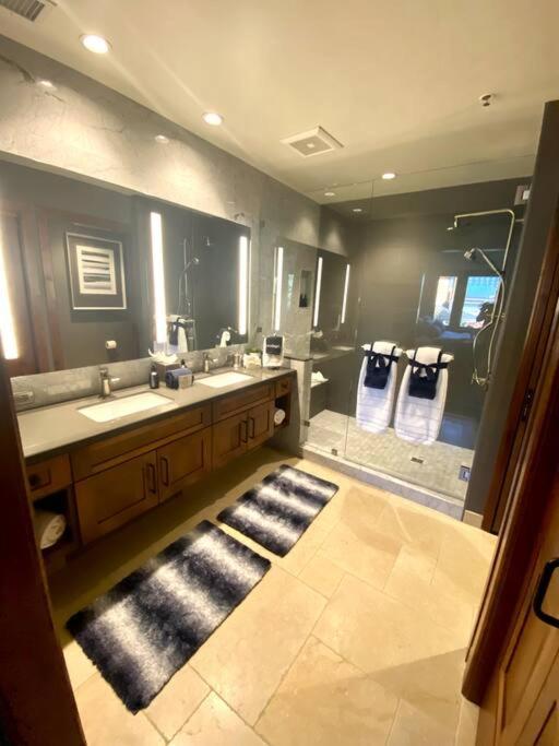 Ski In/Out - Zalanta - Great Location- 2 Hot Tubs - Heated Pool 사우스 레이크 타호 외부 사진